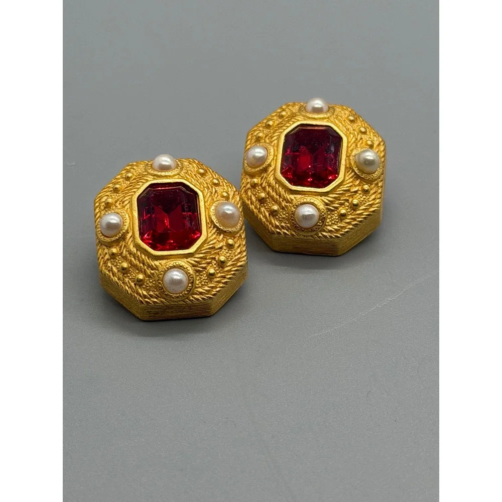 Joan Rivers Clip On Earrings Matt Gold Tone Red Faceted Center Imitation Pearls